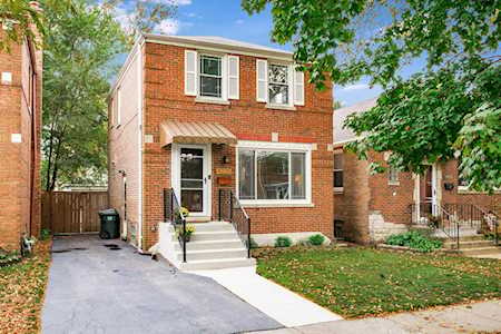 4235 Sunnyside Ave Brookfield, IL 60513