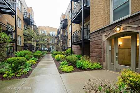 4724 N Beacon St #3W Chicago, IL 60640