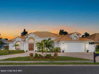 1049 Fieldstone Drive Melbourne, FL 32940