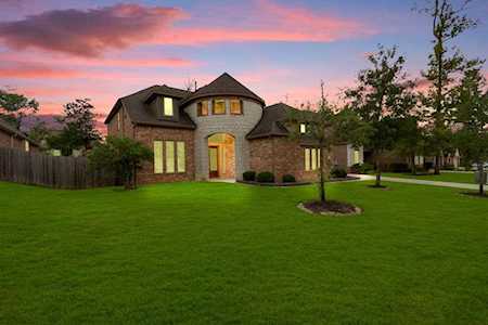 2019 Doolan Dr Conroe, TX 77301
