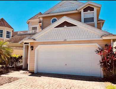 2155 Victoria Dr Davenport, FL 33837