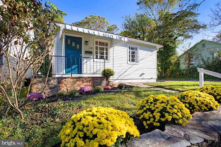 214 Royal St Leesburg, VA 20175