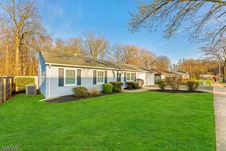 28 Brandywine Cir Piscataway Twp., NJ 08854