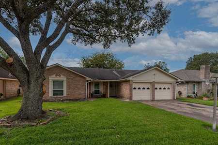 3002 Mission Valley Dr Missouri City, TX 77459