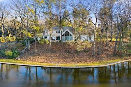 61 Cliff Road Weston, MA 02493