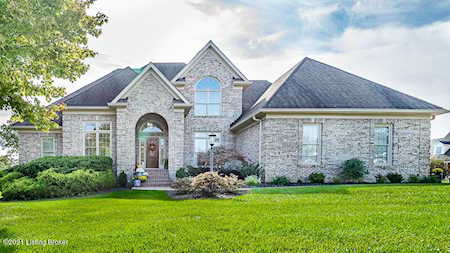 12501 Grand Oak Ct Louisville, KY 40299