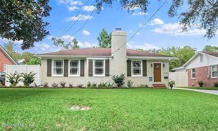 1725 Kingswood Rd Jacksonville, FL 32207