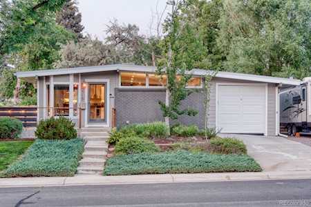 2715 E Maplewood Ave Centennial, CO 80121