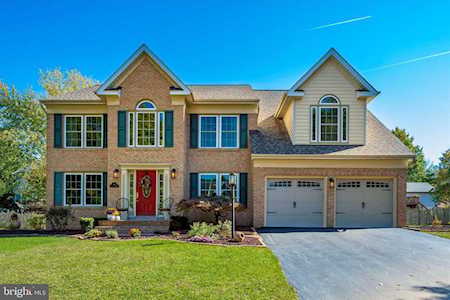 6111 Fieldcrest Dr Frederick, MD 21701