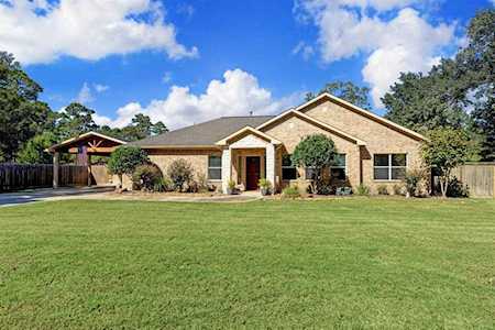 1615 Eastvale Dr Spring, TX 77386