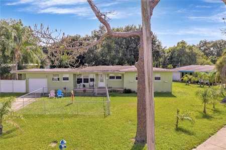 6300 Lyons St Orlando, FL 32807