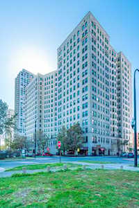 2000 N Lincoln Park West #1301 Chicago, IL 60614