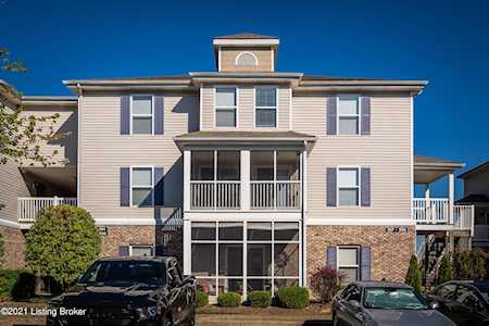 5305 Carolina Crossings Way #207 Louisville, KY 40219