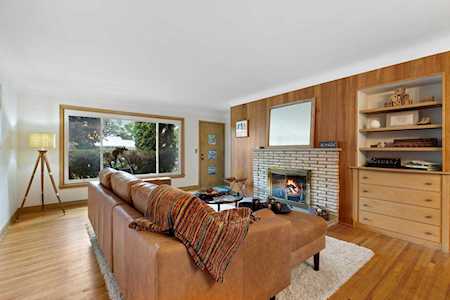 1425 Skillman Avenue W Roseville, MN 55113