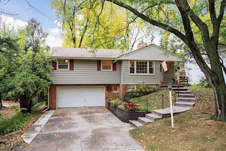 7012 45th Avenue N Crystal, MN 55428