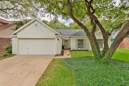 10006 Lindshire LN Austin, TX 78748