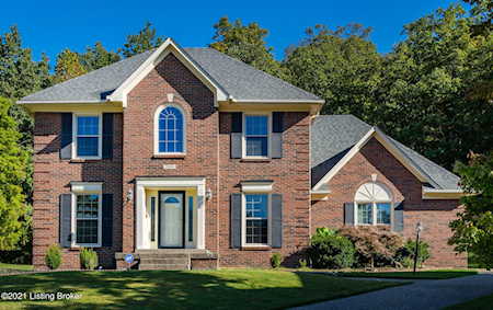 7901 Roycewood Rd Louisville, KY 40214