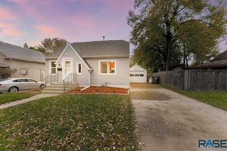 1422 E 5Th St Sioux Falls, SD 57103-0918