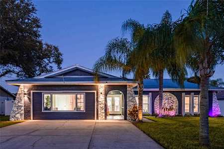 115 N Florida Ave Tarpon Springs, FL 34689