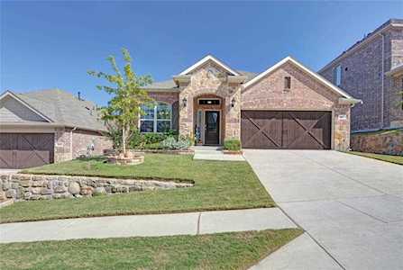 1907 Hollowcreek Trail Carrollton, TX 75010
