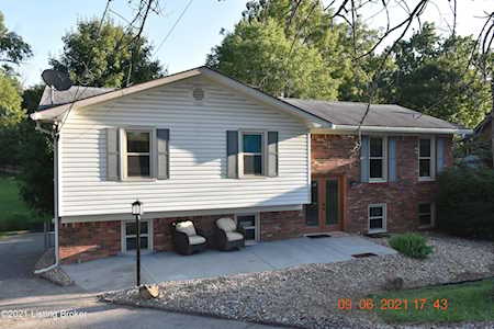 8605 Burlingame Ct Louisville, KY 40219
