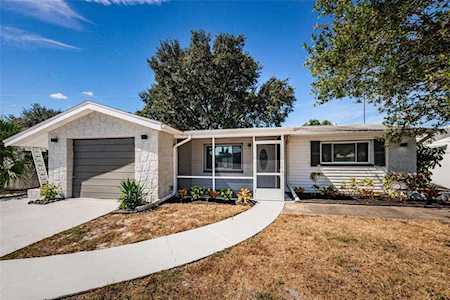 1025 Maybury Dr Holiday, FL 34691