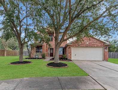 9403 Tolken Way Sugar Land, TX 77498