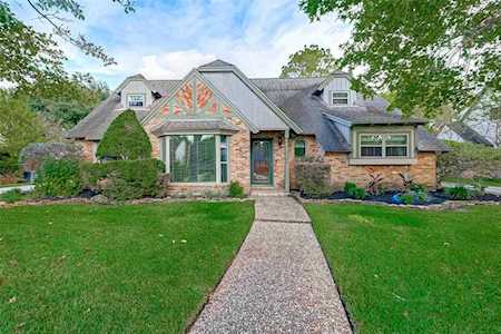 1811 Valley Vista Dr Houston, TX 77077