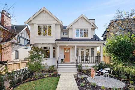 3532 W 43rd Avenue Vancouver, BC V6N 3J9