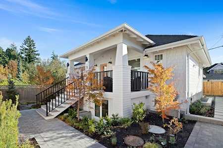 3534 W 43rd Avenue Vancouver, BC V6N 3J9
