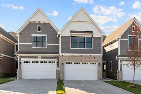 1565 Dakota Dr Elk Grove Village, IL 60007