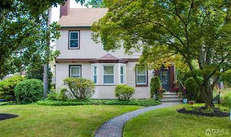 693 Stelle Avenue Plainfield, NJ 07060