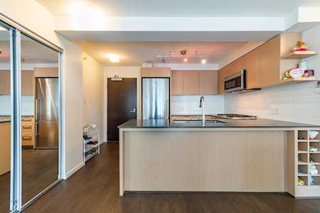 7988 Ackroyd Road #1315 Richmond, BC V6X 0K6