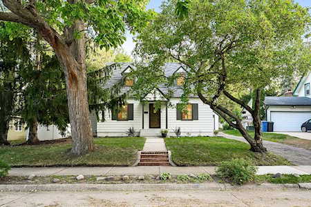 3225 Keewaydin Place Minneapolis, MN 55417