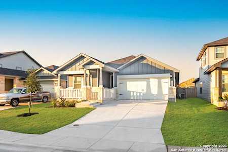 1252 Carl Glen New Braunfels, TX 78130