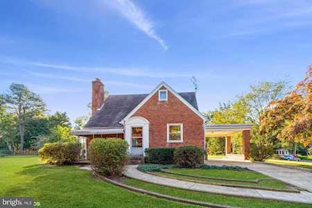 513 Knollwood Dr Annapolis, MD 21401