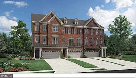 23450 Logans Ridge Terrace Ashburn, VA 20148