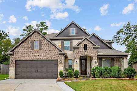274 Redwood Canyon Trl Conroe, TX 77301