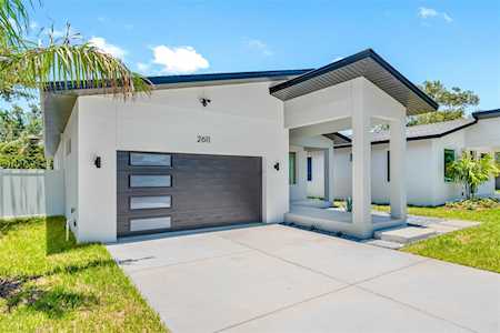 2611 35th Ave N St. Petersburg, FL 33713