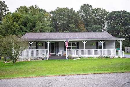 3590 E Rembrandt Dr Martinsville, IN 46151