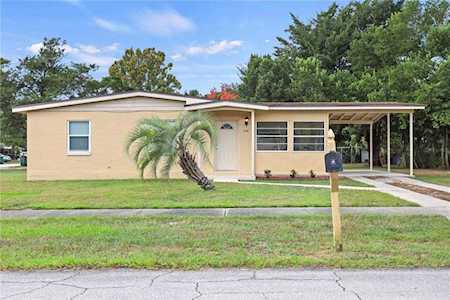 2302 Idaho Rd Deltona, FL 32738