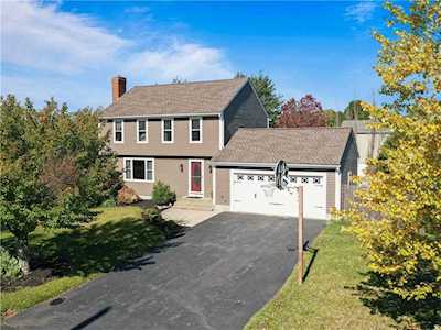 37 Wagonwheel Rd Seekonk, MA 02771