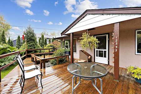 12355 252 Street Maple Ridge, BC V4R 1G5