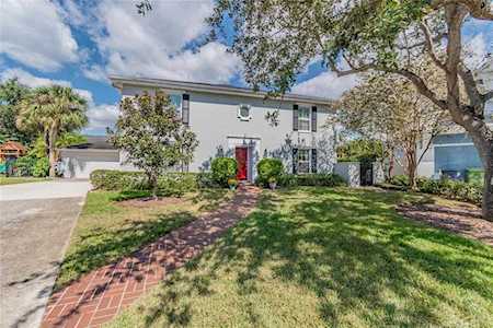 4933 W Bay Way PLACE Tampa, FL 33629