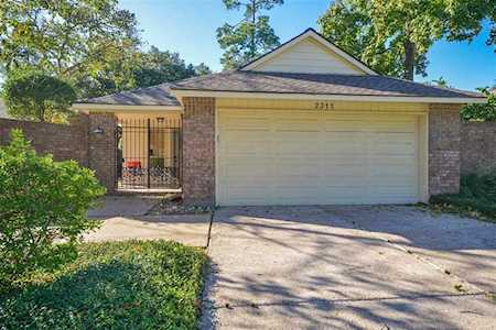 3311 Valley Gardens Dr Kingwood, TX 77345