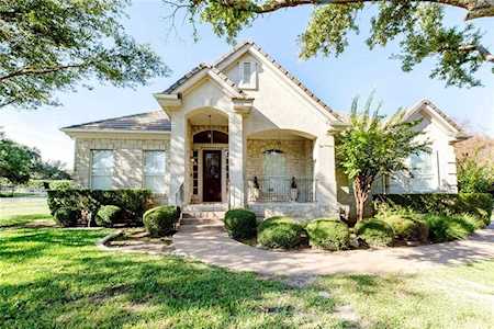 31 Lost Meadow TRL The Hills, TX 78738