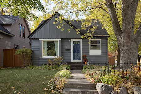 2359 Upton Avenue N Minneapolis, MN 55411
