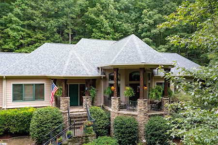 8 Autumn Oak Way Travelers Rest, SC 29690