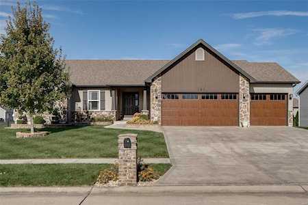 127 Albany Manor Dr Wentzville, MO 63385