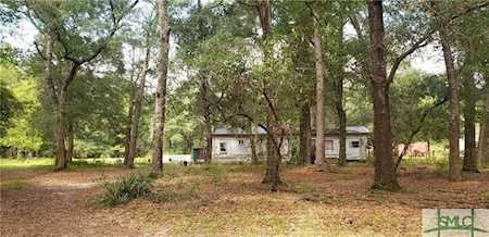 432 Sadies Kitchen Rd Ellabell, GA 31308